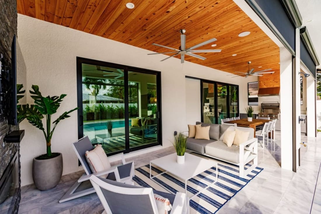 Coastal Elegance, property photograph 7